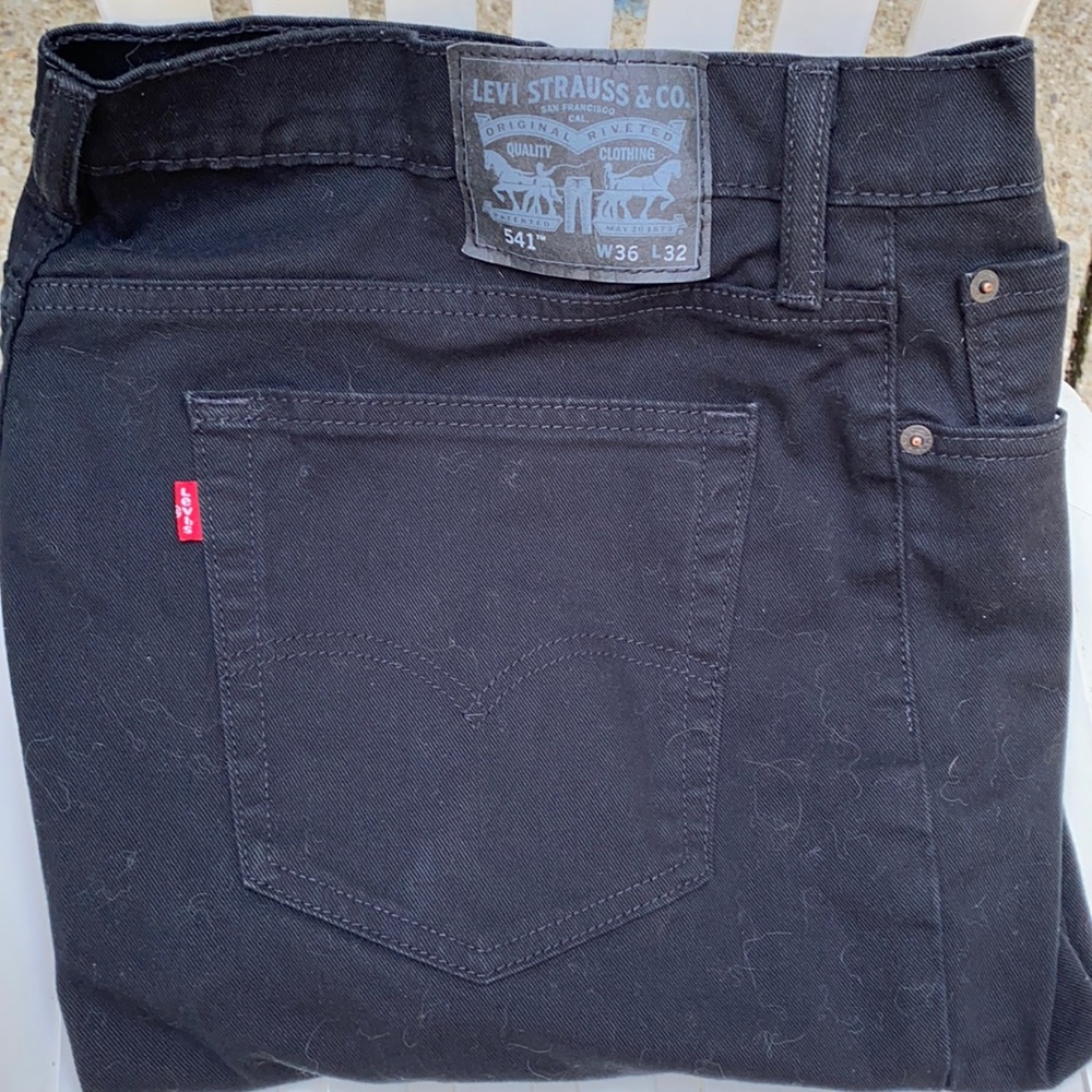 LEVI MENS JEANS